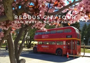 With LATITUR on Plaza San Martín you can make Redbus Citytour en San Martín de los Andes
