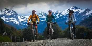 With LATITUR on Bariloche you can make Cruce Andino en Bicicleta: Aventura Épica