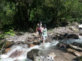 With LATITUR on Las Yungas you can make Trekking Corto en las Yungas Salteñas