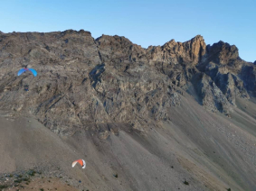 Vuelo en Parapente desde la Buitrera a 750m