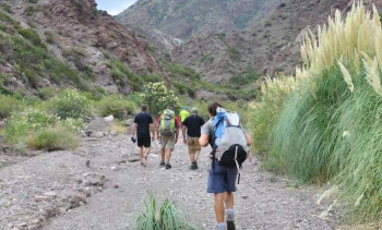 With LATITUR on Cerro Cabras you can make Trekking Inicial al Cerro Cabras en Mendoza