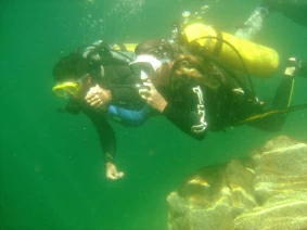 With LATITUR on Chubut you can make Buceo en Lago Epuyen