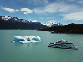 Navegación Glaciares Gourmet Classic y Desembarco