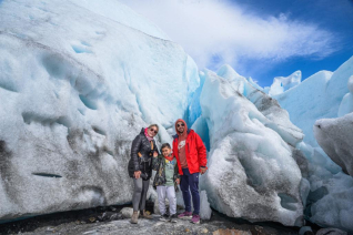 Safari Azul Navegación y Caminata junto al Glaciar