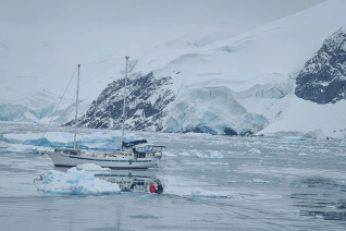 Travesía en velero a la Antártida - Piloto Pardo