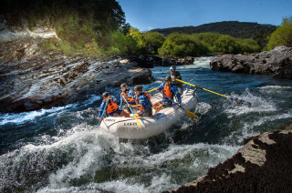 Rafting Río Corcovado a la Frontera