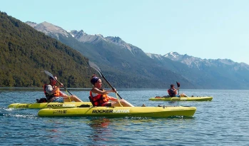 With LATITUR on Lago Puelo you can make Kayak Express en Río Arrayanes Full Day