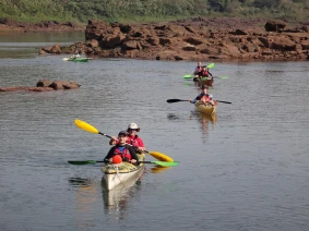 With LATITUR on Puerto Iguazú you can make Travesía en Kayak en Puerto Iguazú de día completo