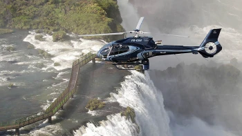 With LATITUR on Cataratas del Iguazú you can make Paseo Aéreo Privado en helicóptero en Iguazú 10min
