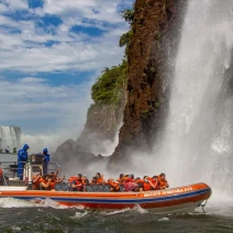 With LATITUR on Foz do Iguaçu you can make Rafting, Rappel y Macuco Safari en Foz Iguazú