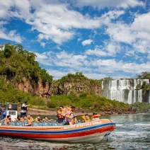 With LATITUR on Foz do Iguaçu you can make Macuco Safari + Macuco Selva en Foz de Iguazú