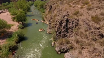 With LATITUR on RP173 you can make El mejor Rafting en el río Atuel en San Rafael